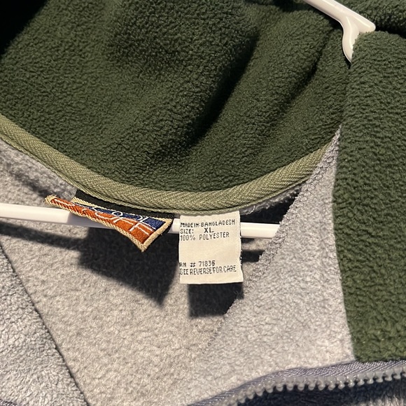 Fleece pullover - Picture 3 of 5